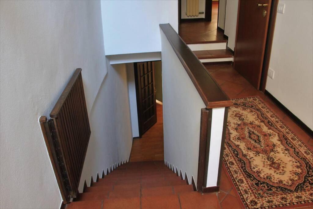 Daisy House: Nice Attic In The Historical Center サロ エクステリア 写真